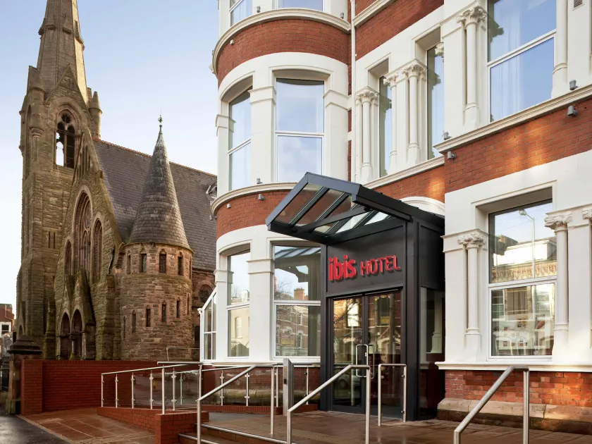 ibis Belfast Queens Quarter - Image 1