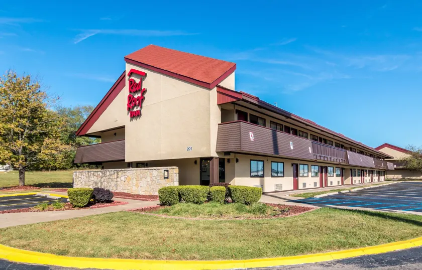 Red Roof Inn Columbia, MO - Image 1