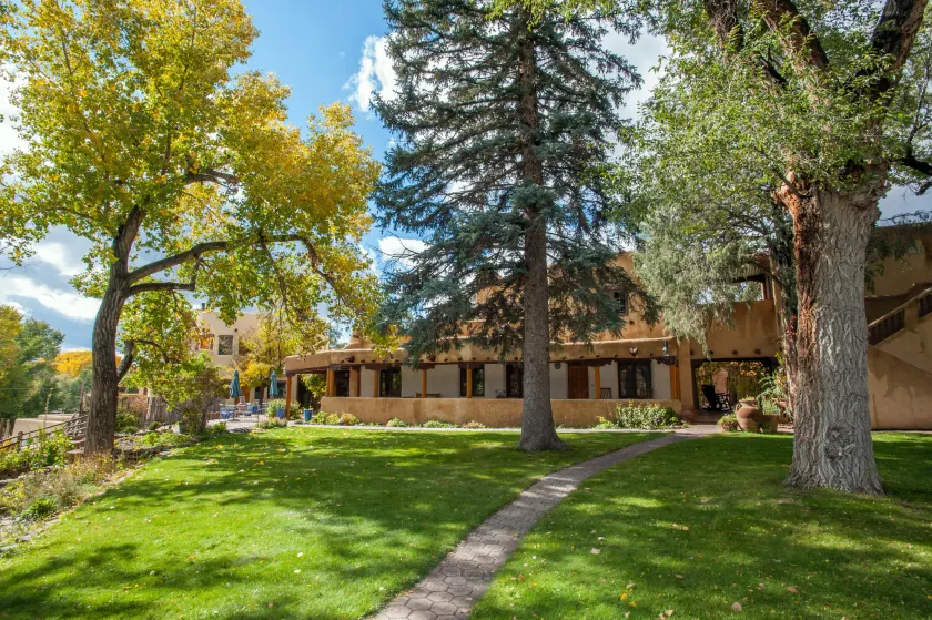 Inn on La Loma Plaza - Image 1