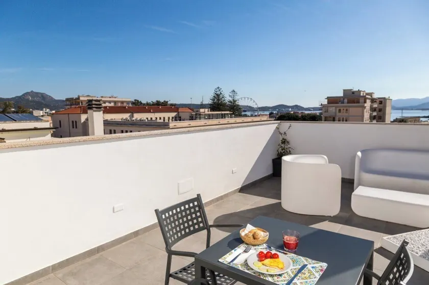 L'Essenza Hotel - Image 1