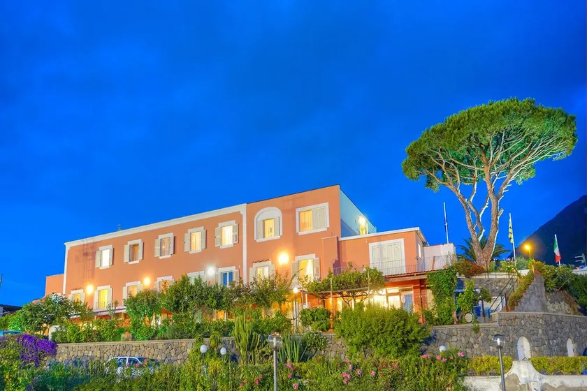 Residence Pensione Mena - Image 1