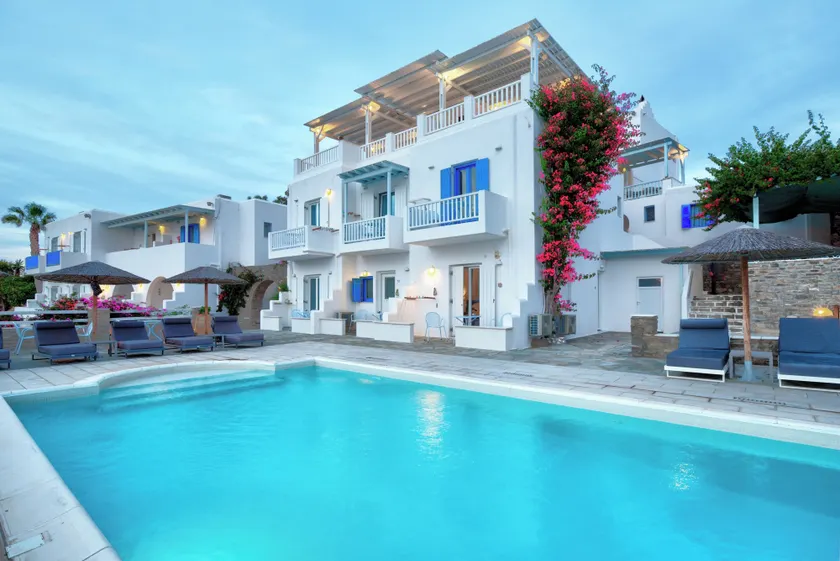 Pyrgaki Hotel - Image 1