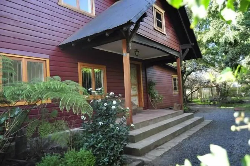 Hostal La Nuez - Image 1