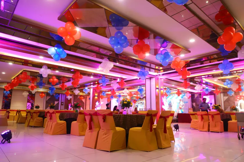 Vijay Vilas Hotel & Convention Hall - Image 1