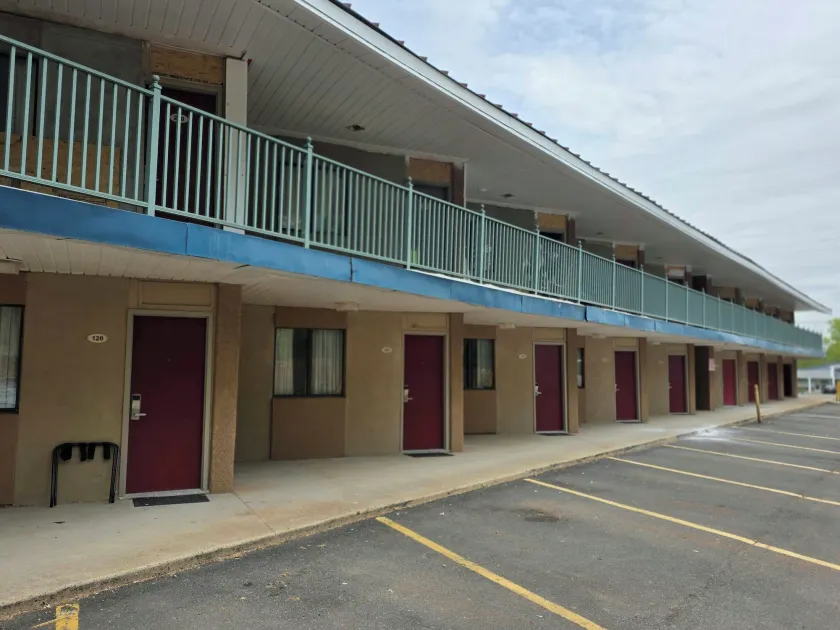 Red Roof Inn Green Brook - Somerset - Image 1