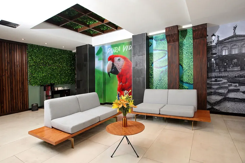 Hotel Cultura Plaza - Image 1