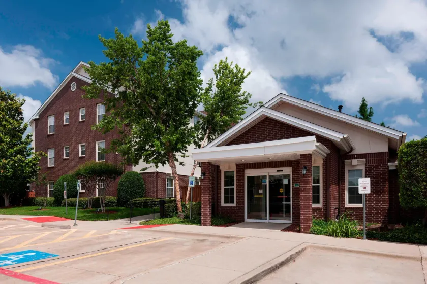 TownePlace Suites Dallas Arlington North - Image 1