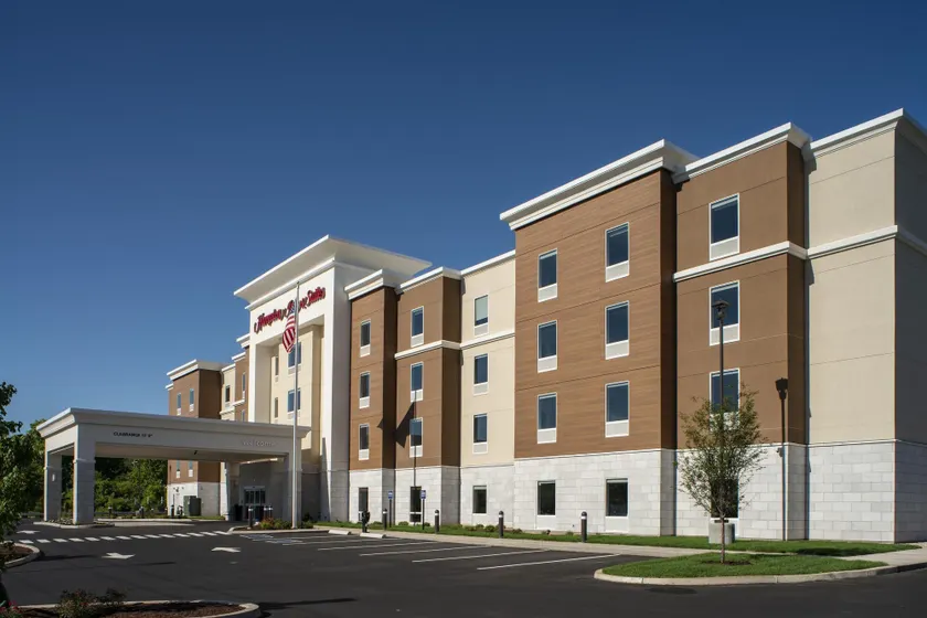 Hampton Inn & Suites Rocky Hill - Hartford South - Image 1