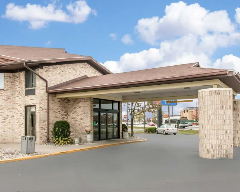 Comfort Inn Maumee - Perrysburg Area - Image 1