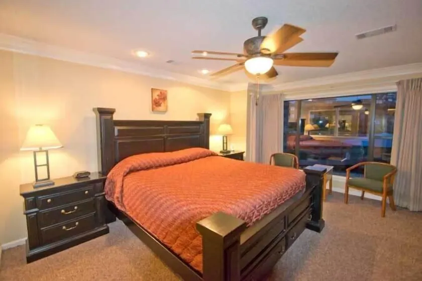 Sunbay Resort - Image 1