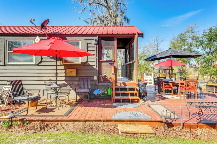 Lakefront Cabin in Brinson: Behind the Moon - Image 1