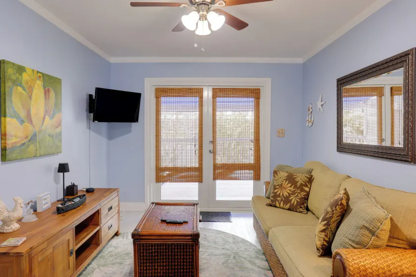 Central Condo w/ Deck & Pool Access in Key West! - Image 1