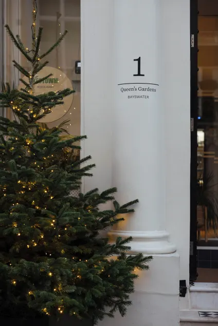 Inhabit Queen's Gardens, a Member of Design Hotels - Image 1