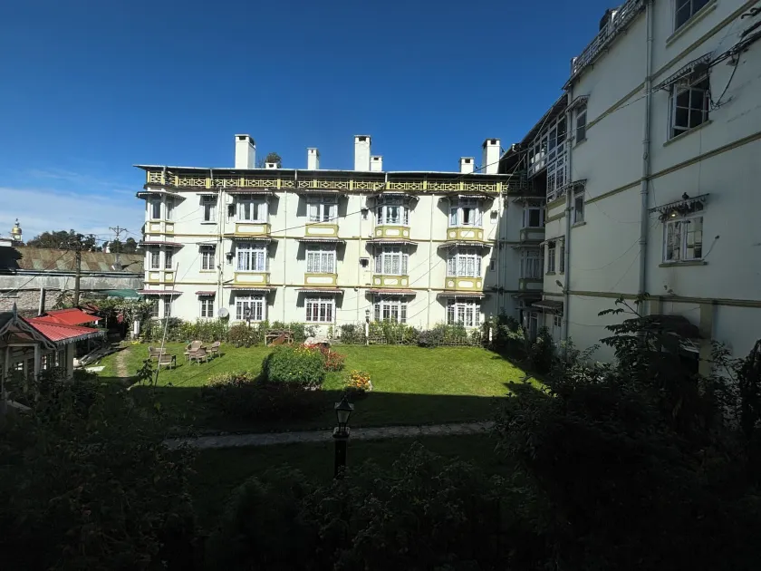 Pineridge Hotel at Mall Road - Image 1