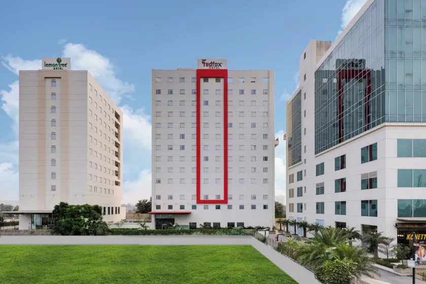 Red Fox by Lemon Tree Hotels, Sector 60, Gurugram - Image 1