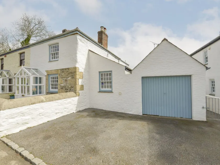 2 Trerise Cottage - Image 1