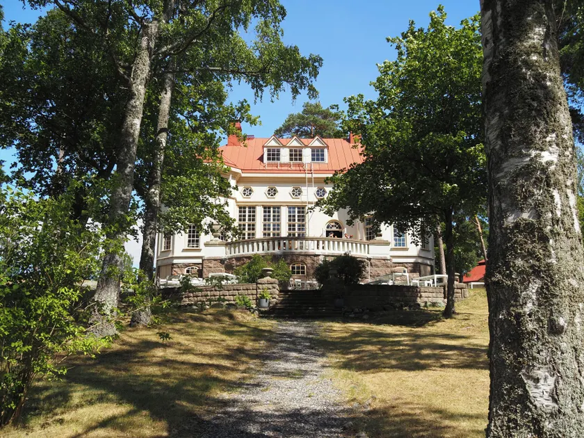 Kivisaari - Image 1
