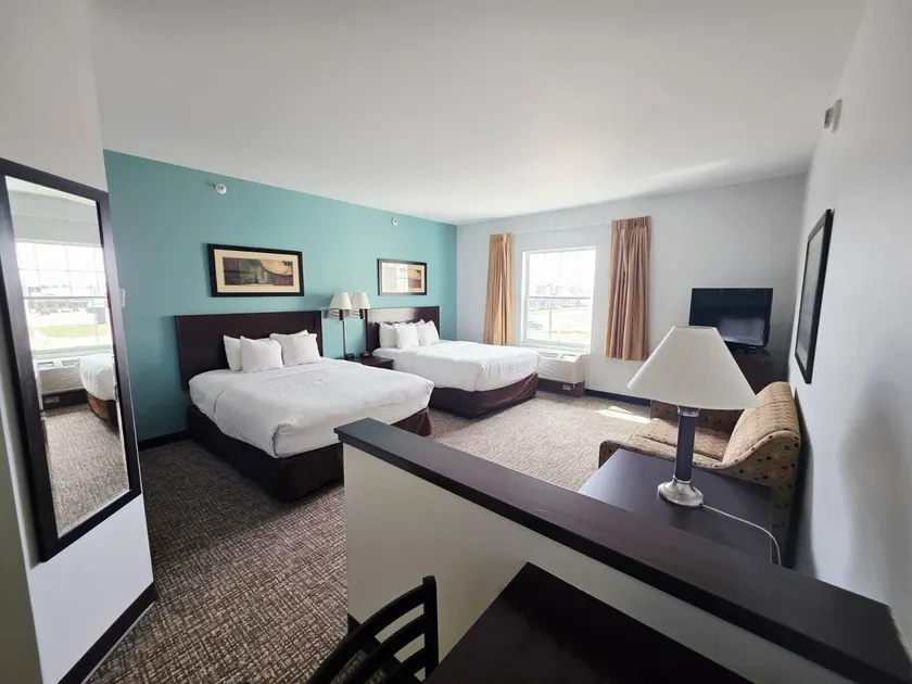 MainStay Suites Minot - Image 1