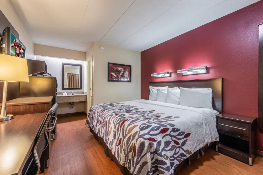 Red Roof Inn Merrillville - Image 1