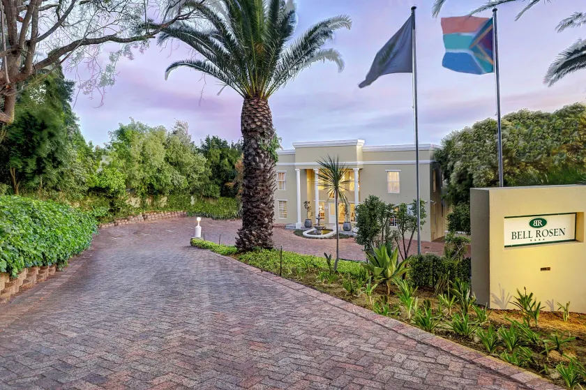 Bell Rosen Guest House - Image 1