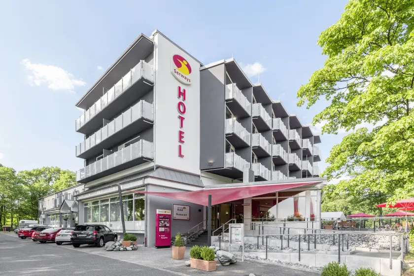 Serways Hotel Remscheid - Image 1