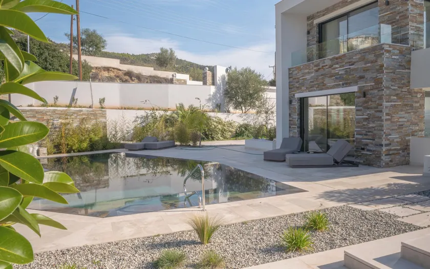 Elia Cove Luxury Villas & Residences - Rom