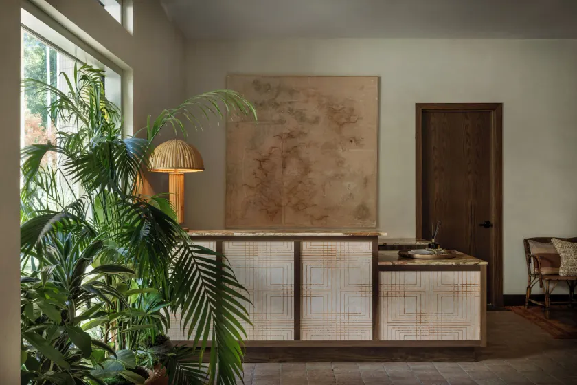 ROOST Rainey - Lobby