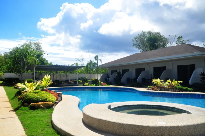 Alona de Tropicana Resort - Image 1