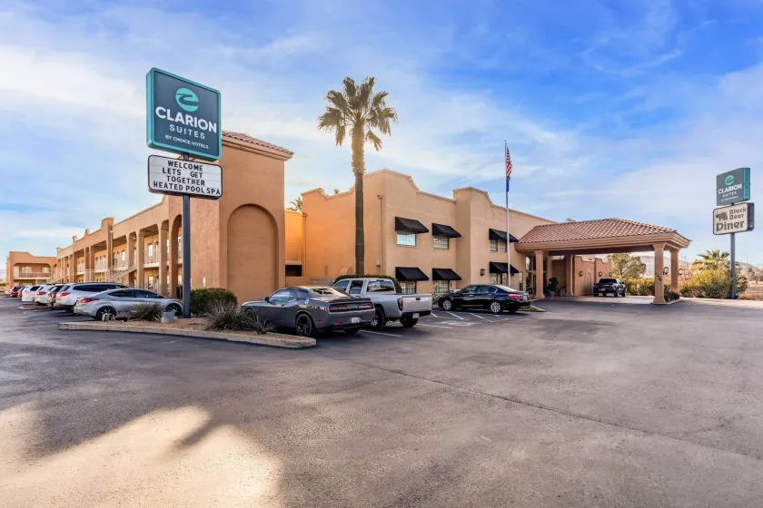 Clarion Suites St George - Convention Center Area - Image 1