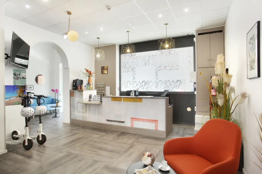 Hôtel Dante - Image 1
