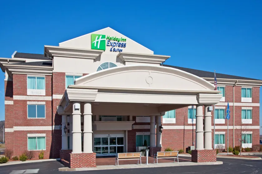 Holiday Inn Express Hotel & Suites Hillview by IHG - Image 1