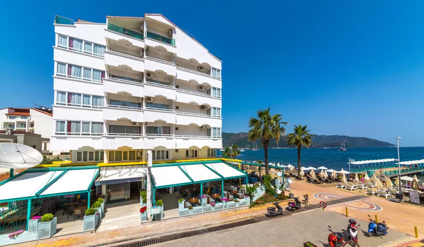 Honeymoon Beach Otel - Image 1