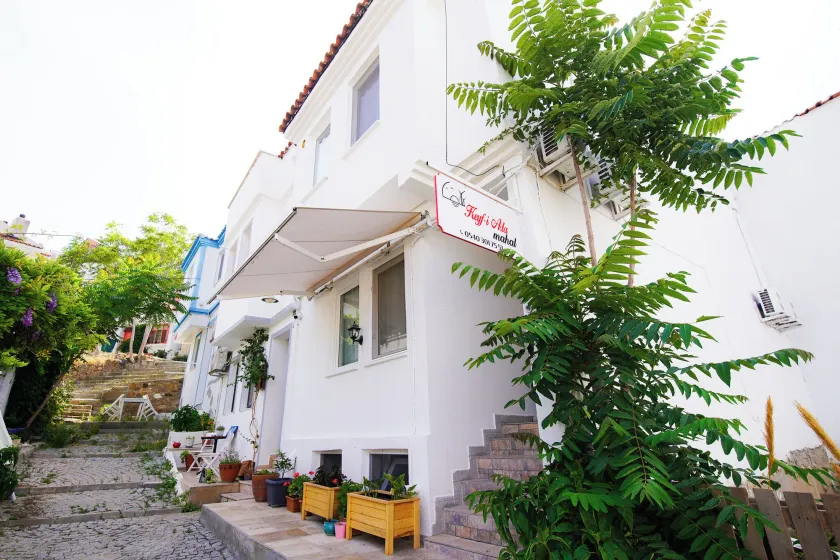 Keyf-i Ada Mahal - Image 1