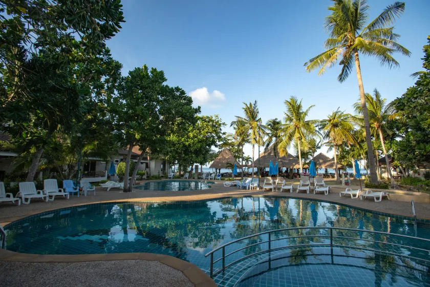 Southern Lanta Resort - Image 1