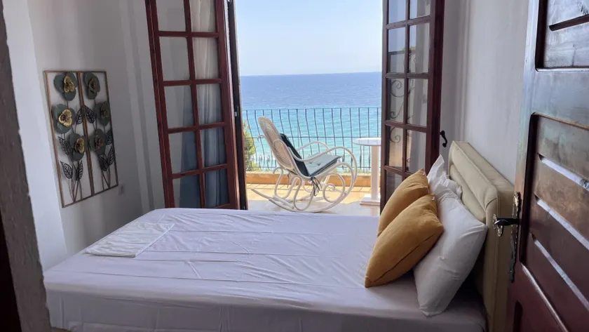 kaloutsikos sea view house - Chambre