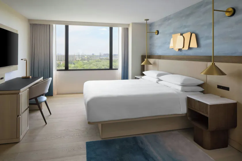 Toronto Airport Marriott Hotel - Image 1