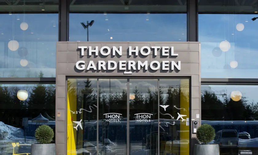 Thon Hotel Gardermoen - Image 1