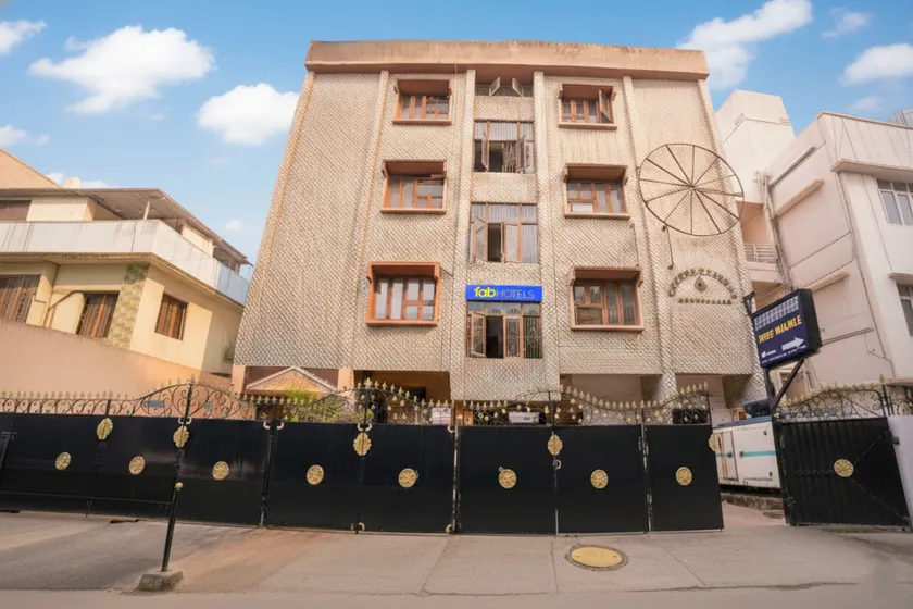 Via Home Tree Service Apartment T Nagar - Image 1