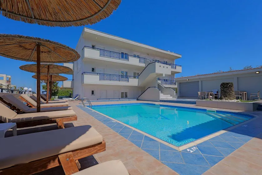 Sueño beach hotel - Image 1