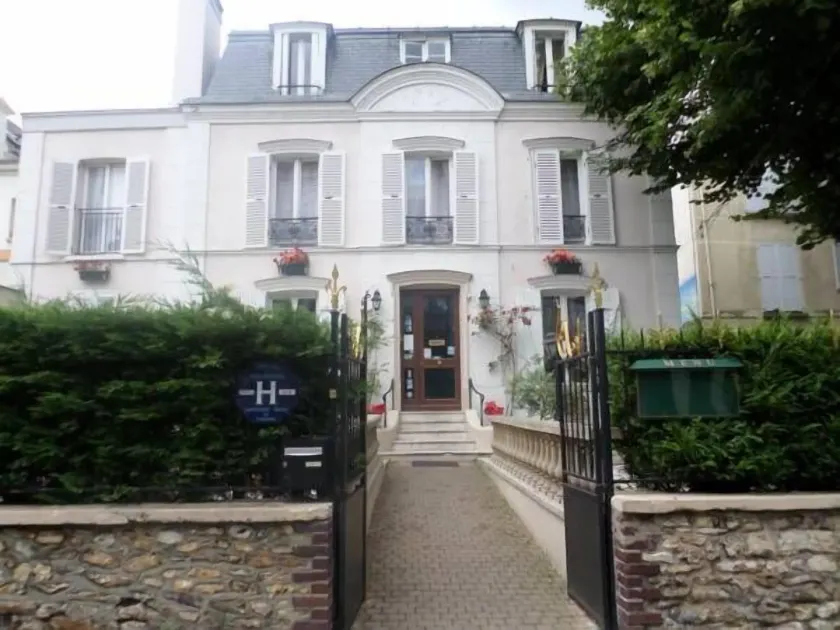 Hôtel Marie Louise - Image 1