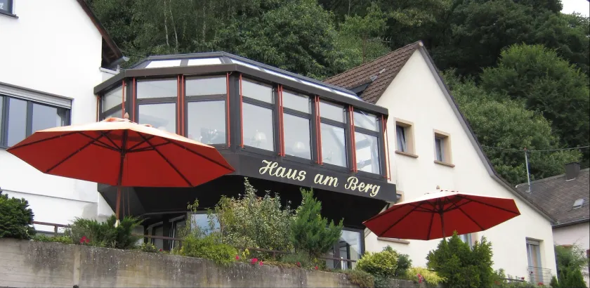 Hotel Haus am Berg - Image 1