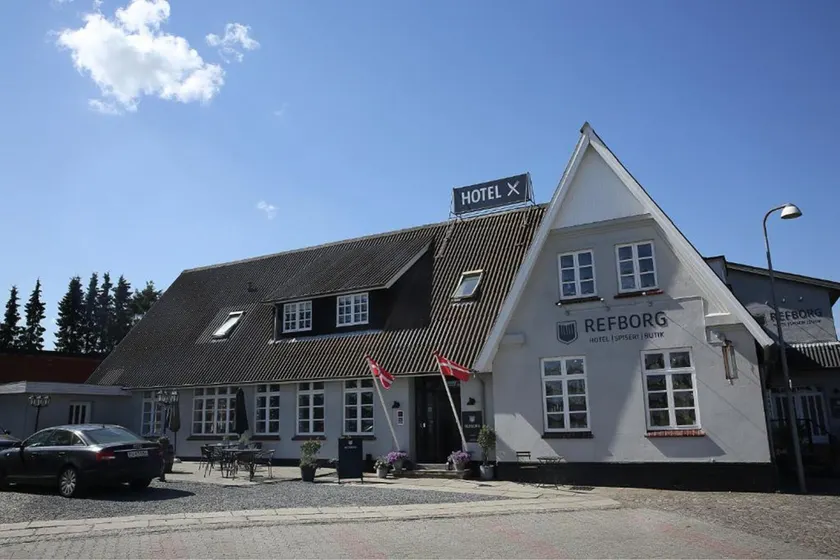 Refborg Hotel - Image 1
