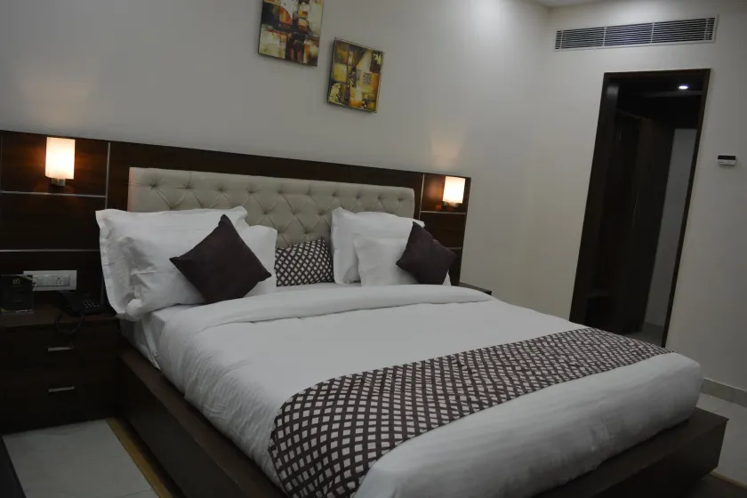 Hotel Dolives - Image 1