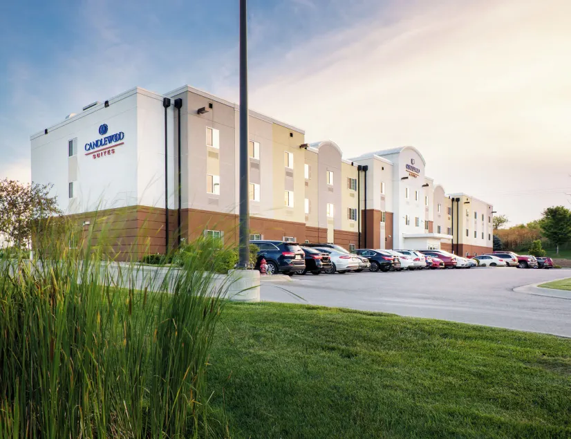 Candlewood Suites Bellevue by IHG - Image 1