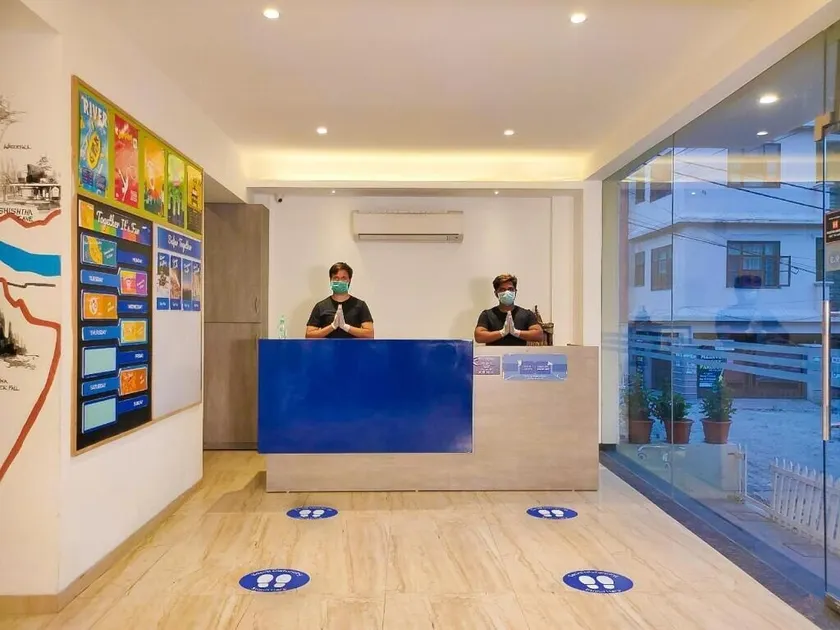 The Blue Jay Hostel - Reception