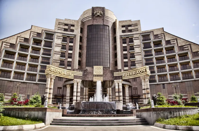 Multi Grand Pharaon Hotel - Image 1