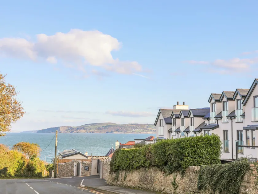 Sandy Bay Retreat - Image 1