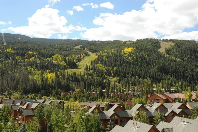 Gateway Mountain Lodge, A Vail Resorts Property - Image 1