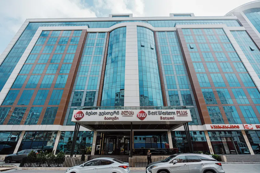 Best Western Plus Batumi - Image 1
