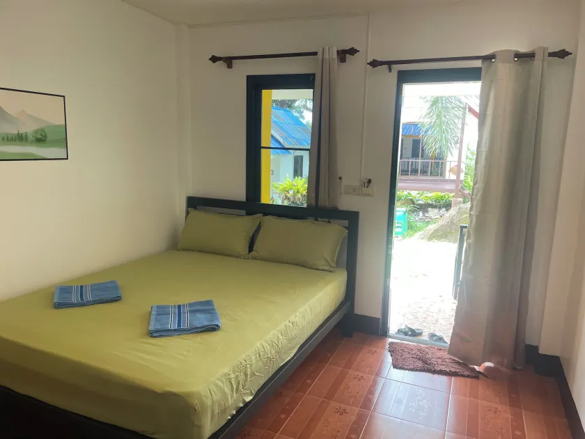 Lonely Beach Pool Resort - Image 1